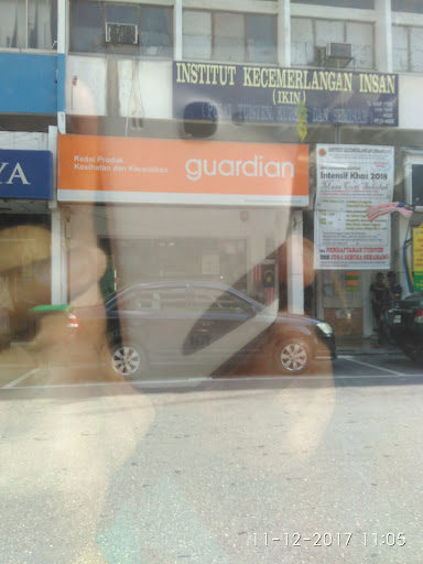 GUARDIAN MEDAN RAJA SYED ALWI KANGAR