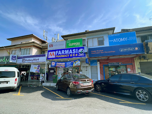 AA Pharmacy SS19 AA Pharmacy SS19