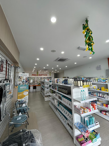 Farmasi U.n.i Farmasi Tropicana Aman (Triana) Jalan Kebun, Rimbayu, Telok Panglima Garang