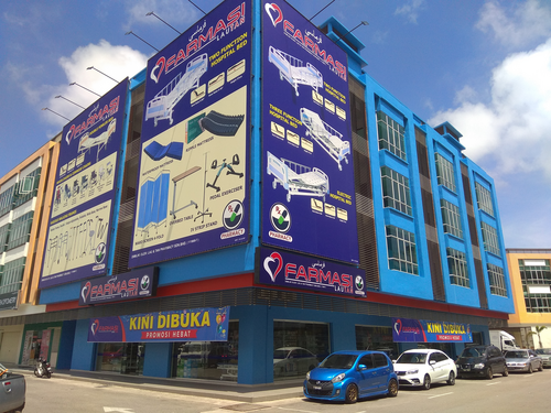 Farmasi Lautan Cabang Tiga