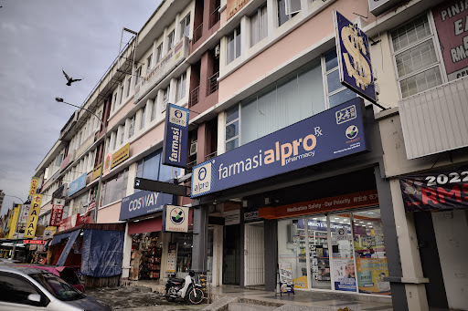 ALPRO Pharmacy Seri Alam - Minute Consult